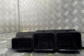 Calculateur moteur PEUGEOT 3008 1
