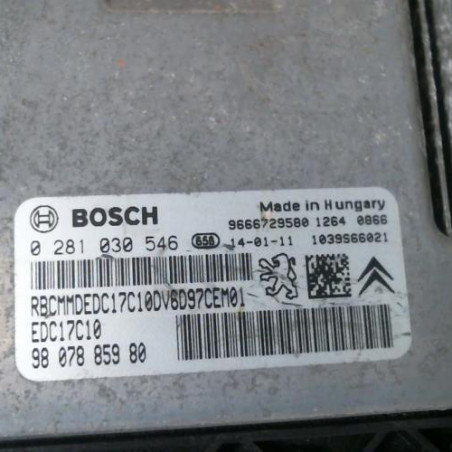Calculateur moteur PEUGEOT 208 1