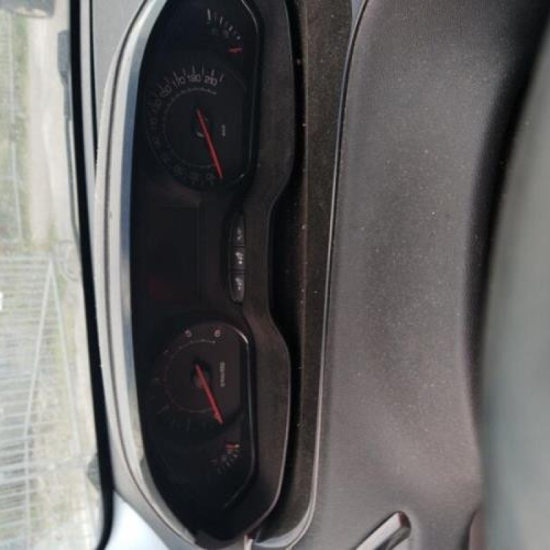 Calculateur PEUGEOT 208 1 Photo n°16