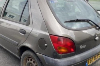 Pare choc avant FORD FIESTA 4