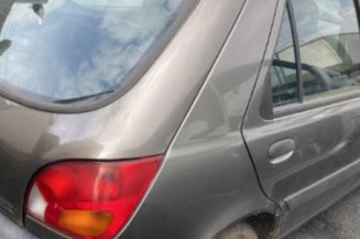 Pare choc avant FORD FIESTA 4