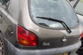 Pare choc avant FORD FIESTA 4