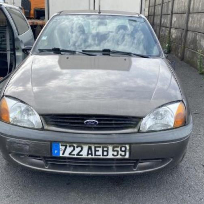 Pare choc avant FORD FIESTA 4 Photo n°14