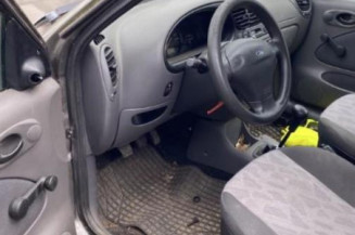 Pare choc avant FORD FIESTA 4