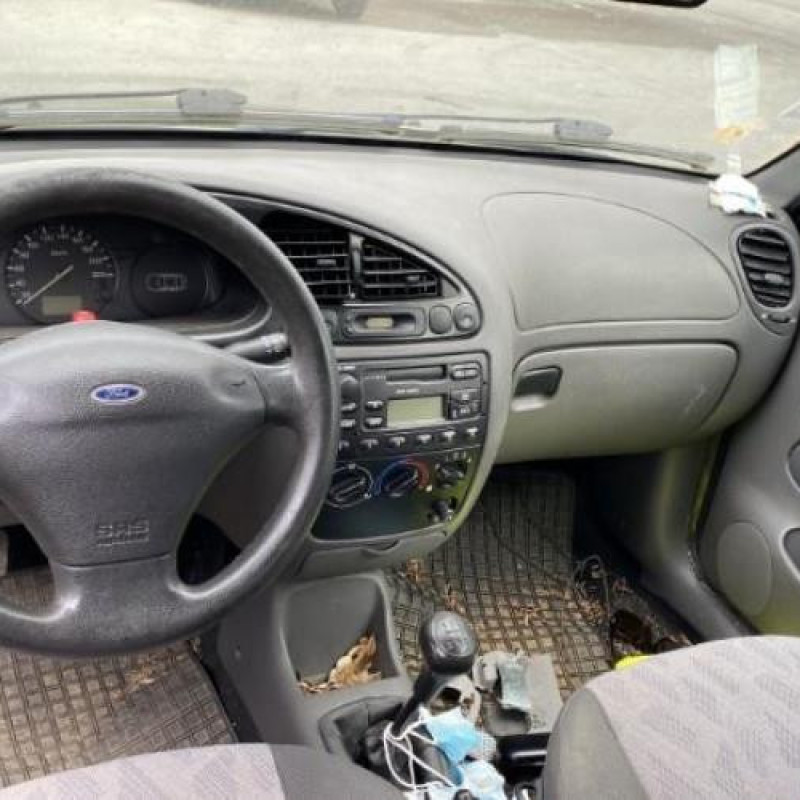Pare choc avant FORD FIESTA 4 Photo n°18
