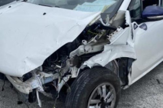 Feu arriere stop central PEUGEOT 208 1