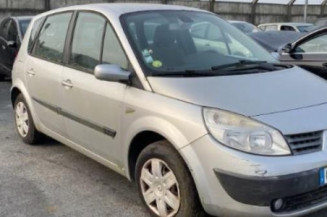 Moteur RENAULT SCENIC 2