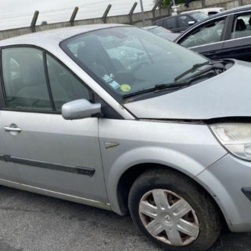 Moteur RENAULT SCENIC 2 Photo n°12