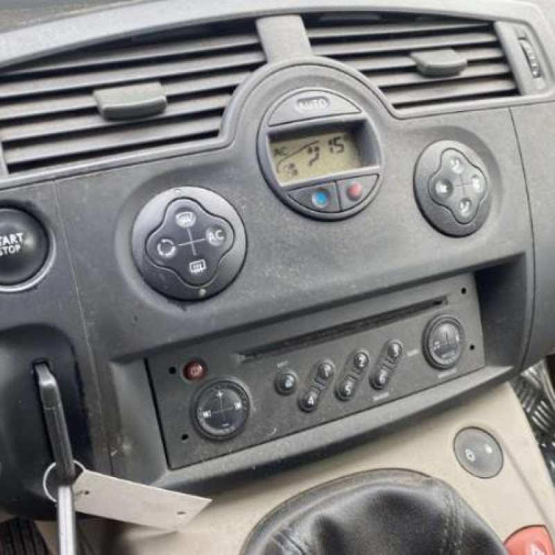 Moteur RENAULT SCENIC 2 Photo n°19