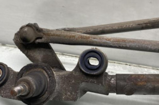 Moteur essuie glace avant MAZDA PREMACY