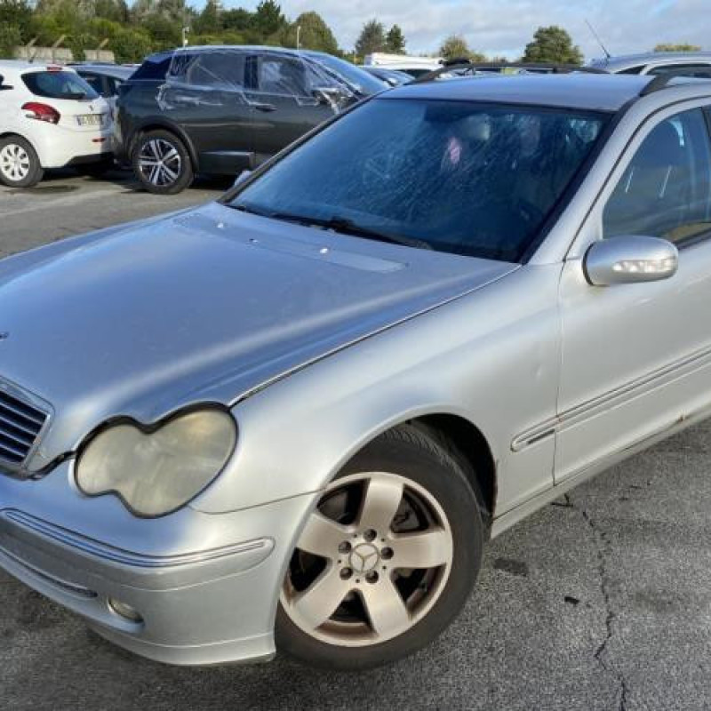 Renfort pare choc avant (traverse) MERCEDES CLASSE C 203 Photo n°8