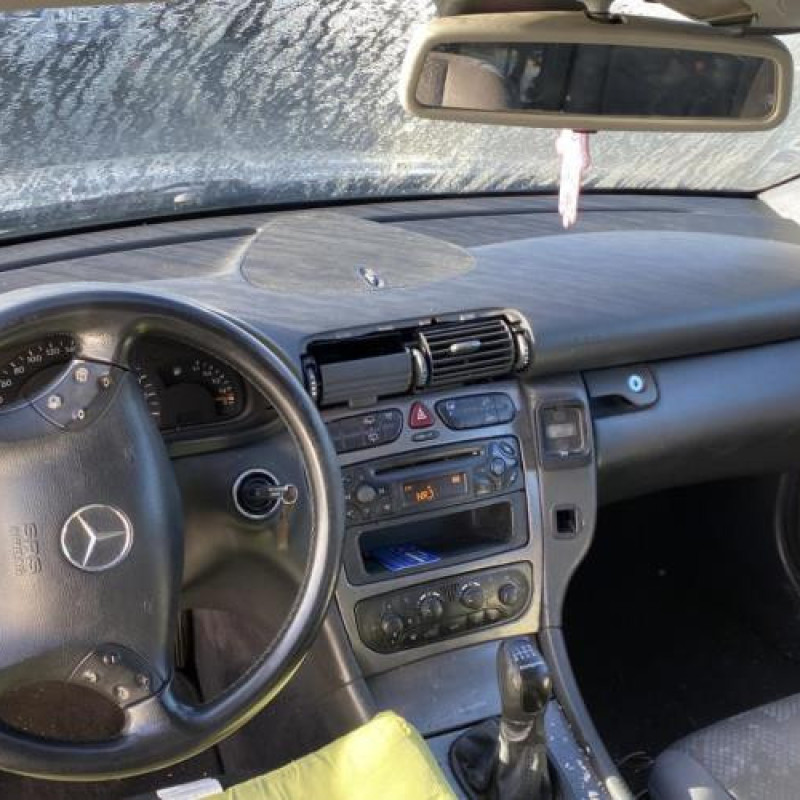 Renfort pare choc avant (traverse) MERCEDES CLASSE C 203 Photo n°20