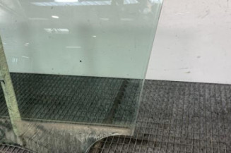 Vitre avant gauche SEAT IBIZA 4
