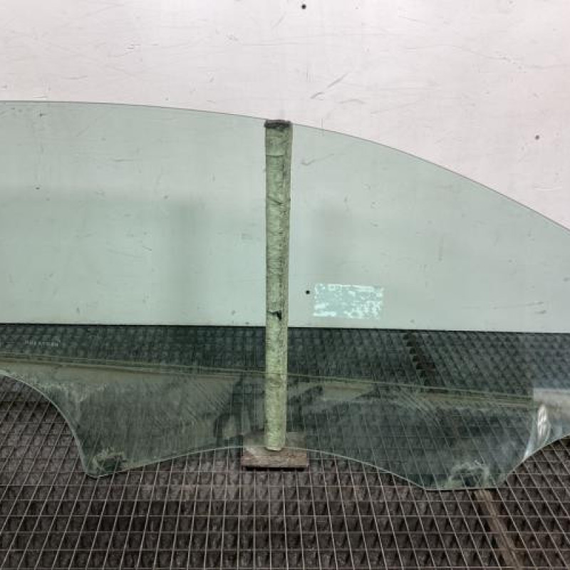 Vitre avant gauche SEAT IBIZA 4 Photo n°5
