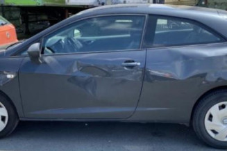 Vitre avant gauche SEAT IBIZA 4