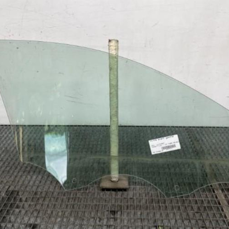 Vitre avant gauche OPEL CORSA F Photo n°7