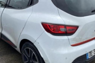 Calculateur moteur RENAULT CLIO 4