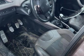Calculateur moteur PEUGEOT 2008 1