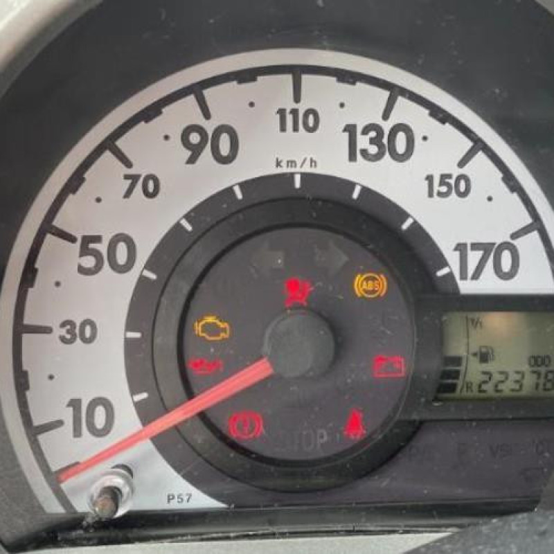 Calculateur moteur PEUGEOT 107 Photo n°19