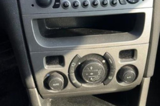 Calculateur moteur PEUGEOT 308 1
