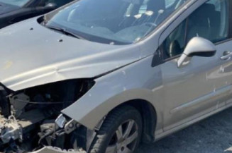 Calculateur moteur PEUGEOT 308 1