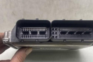 Calculateur moteur VOLKSWAGEN POLO 5