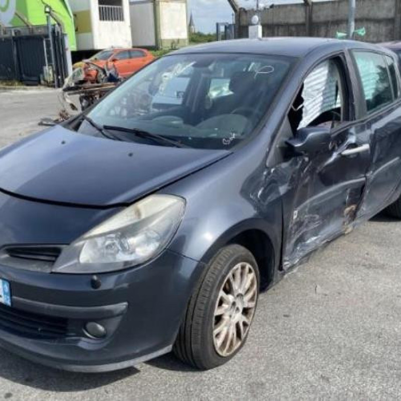 Feu arriere principal droit (feux) RENAULT CLIO 3 Photo n°7