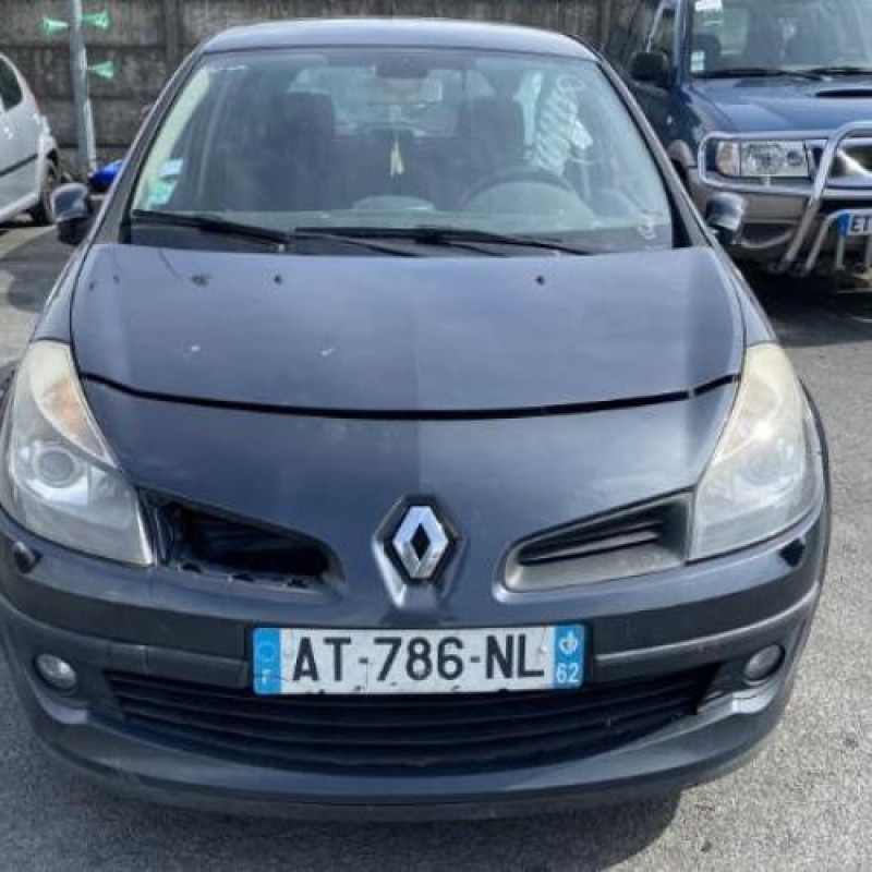 Feu arriere principal droit (feux) RENAULT CLIO 3 Photo n°13