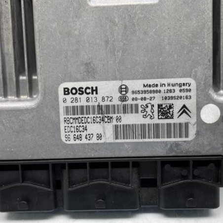 Calculateur moteur PEUGEOT 308 1