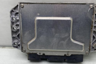 Calculateur moteur RENAULT SCENIC 2