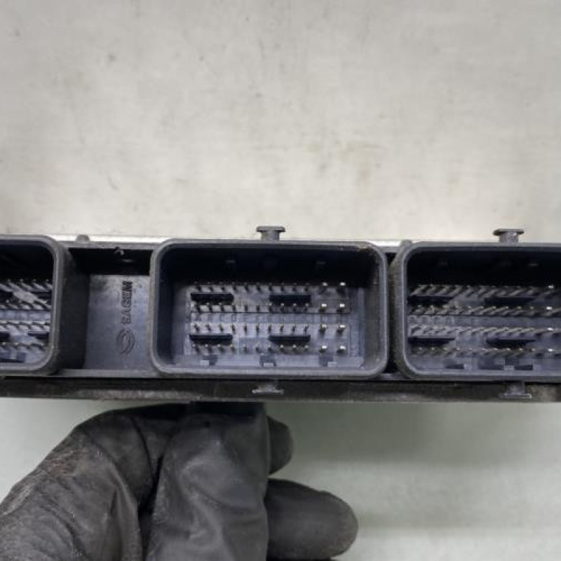 Calculateur RENAULT MEGANE 2 Photo n°3