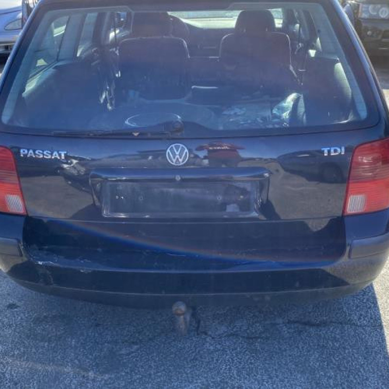 Feu arriere principal droit (feux) VOLKSWAGEN PASSAT 4 Photo n°8