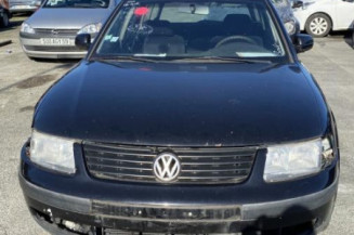 Feu arriere principal droit (feux) VOLKSWAGEN PASSAT 4