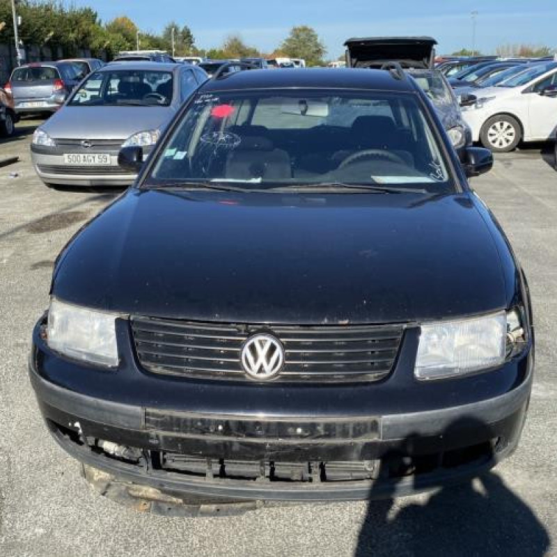 Feu arriere principal droit (feux) VOLKSWAGEN PASSAT 4 Photo n°11