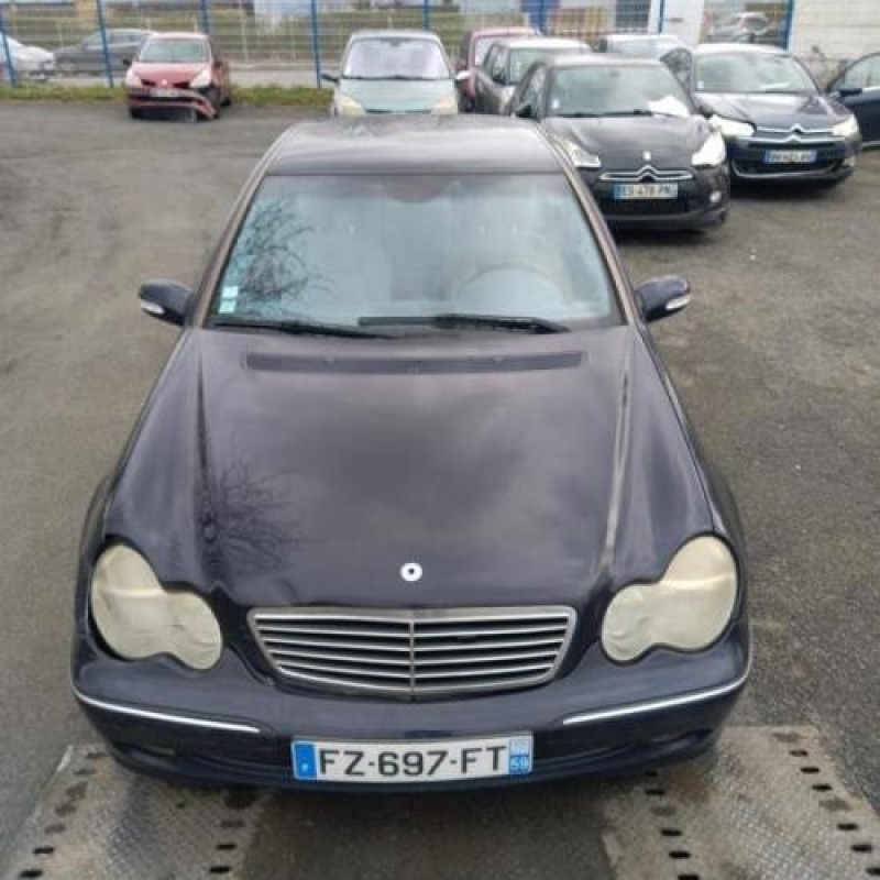 Feu arriere principal droit (feux) MERCEDES CLASSE C 203 Photo n°4