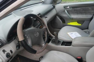 Feu arriere principal droit (feux) MERCEDES CLASSE C 203