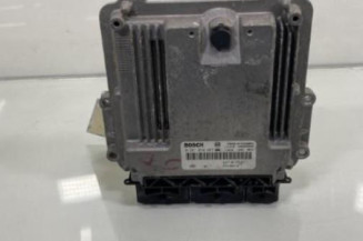 Calculateur RENAULT TRAFIC 2 Photo n°1