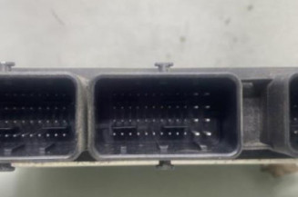 Calculateur moteur RENAULT CLIO 3