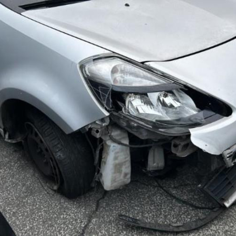 Calculateur RENAULT CLIO 3 Photo n°5