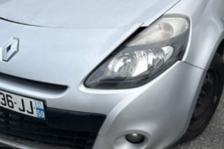 Calculateur moteur RENAULT CLIO 3