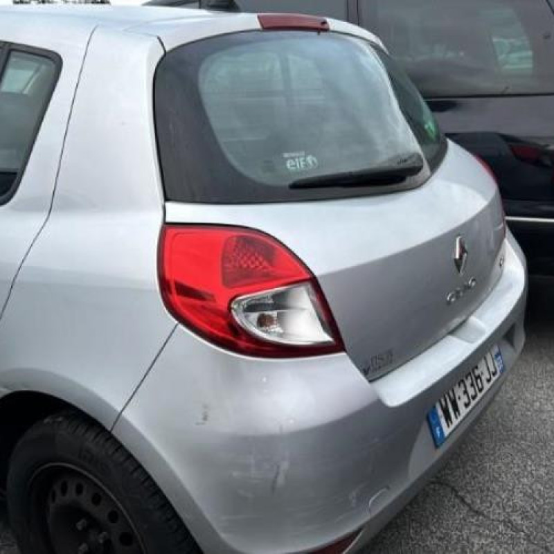 Calculateur RENAULT CLIO 3 Photo n°9