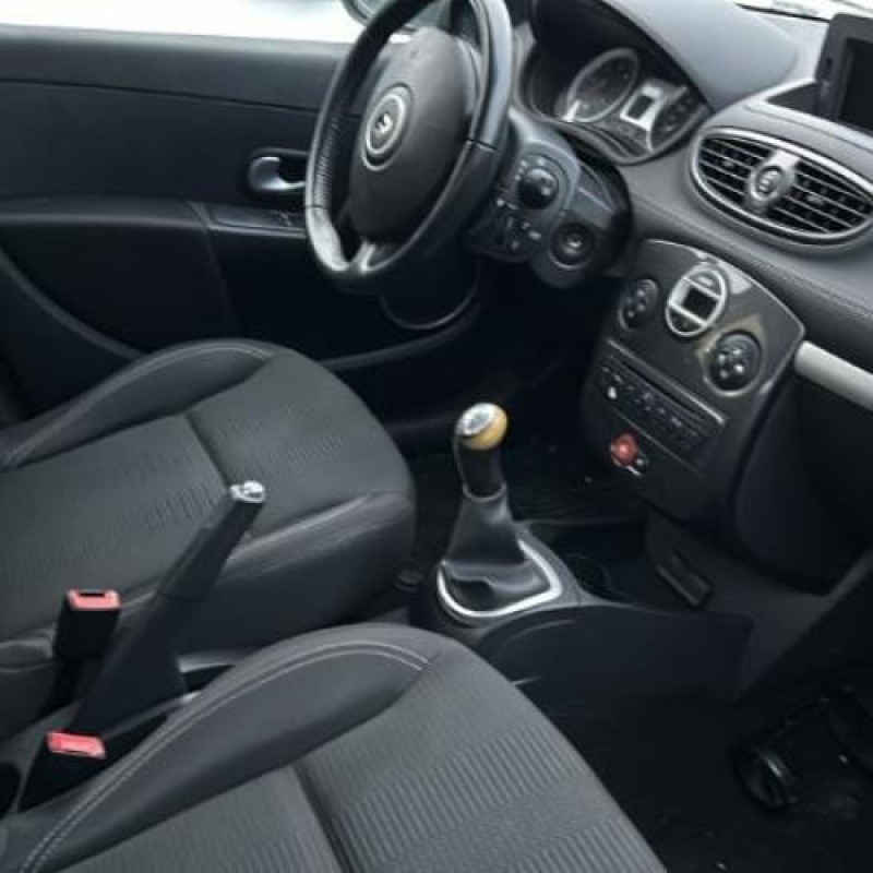 Calculateur RENAULT CLIO 3 Photo n°13