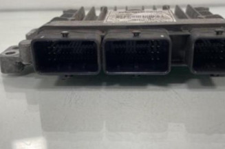 Calculateur moteur RENAULT CLIO 3