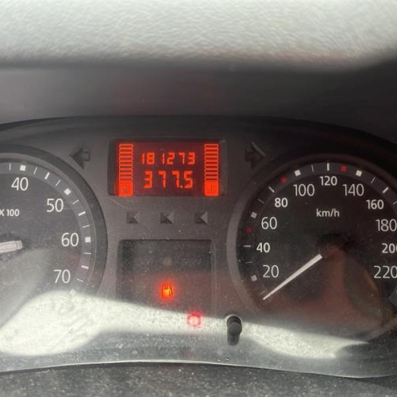 Calculateur RENAULT CLIO 2 CAMPUS Photo n°4