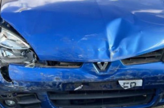 Calculateur moteur RENAULT CLIO 2 CAMPUS