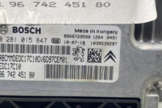 Calculateur moteur PEUGEOT 308 1
