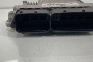 Calculateur moteur OPEL CORSA D