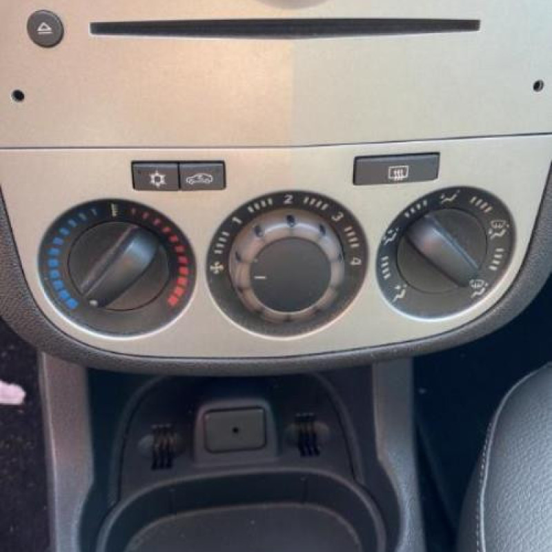 Calculateur OPEL CORSA D Photo n°12