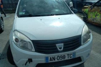 Calculateur moteur DACIA SANDERO 1
