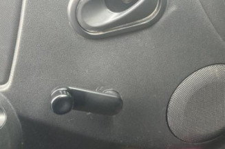 Calculateur moteur DACIA SANDERO 1